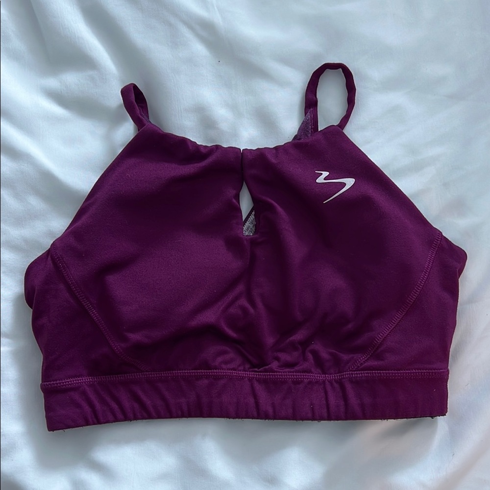 Beachbody Super flattering keyhole Women's Purple Sports Bra w/ strappy back